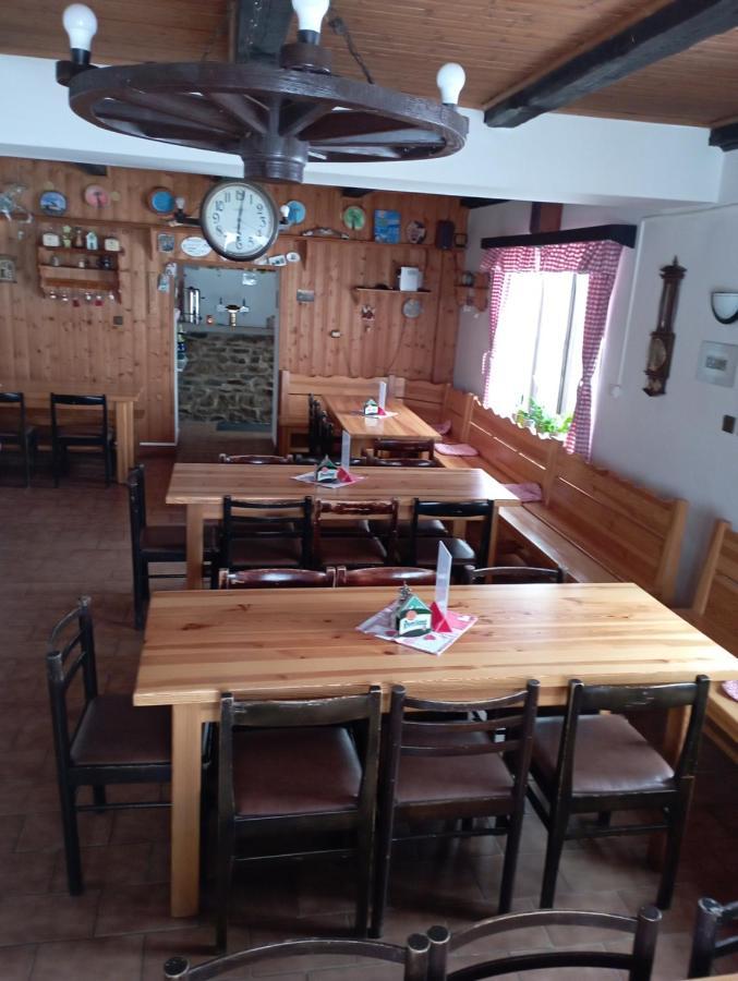Penzion Hraničář Loučná pod Klínovcem Exterior foto