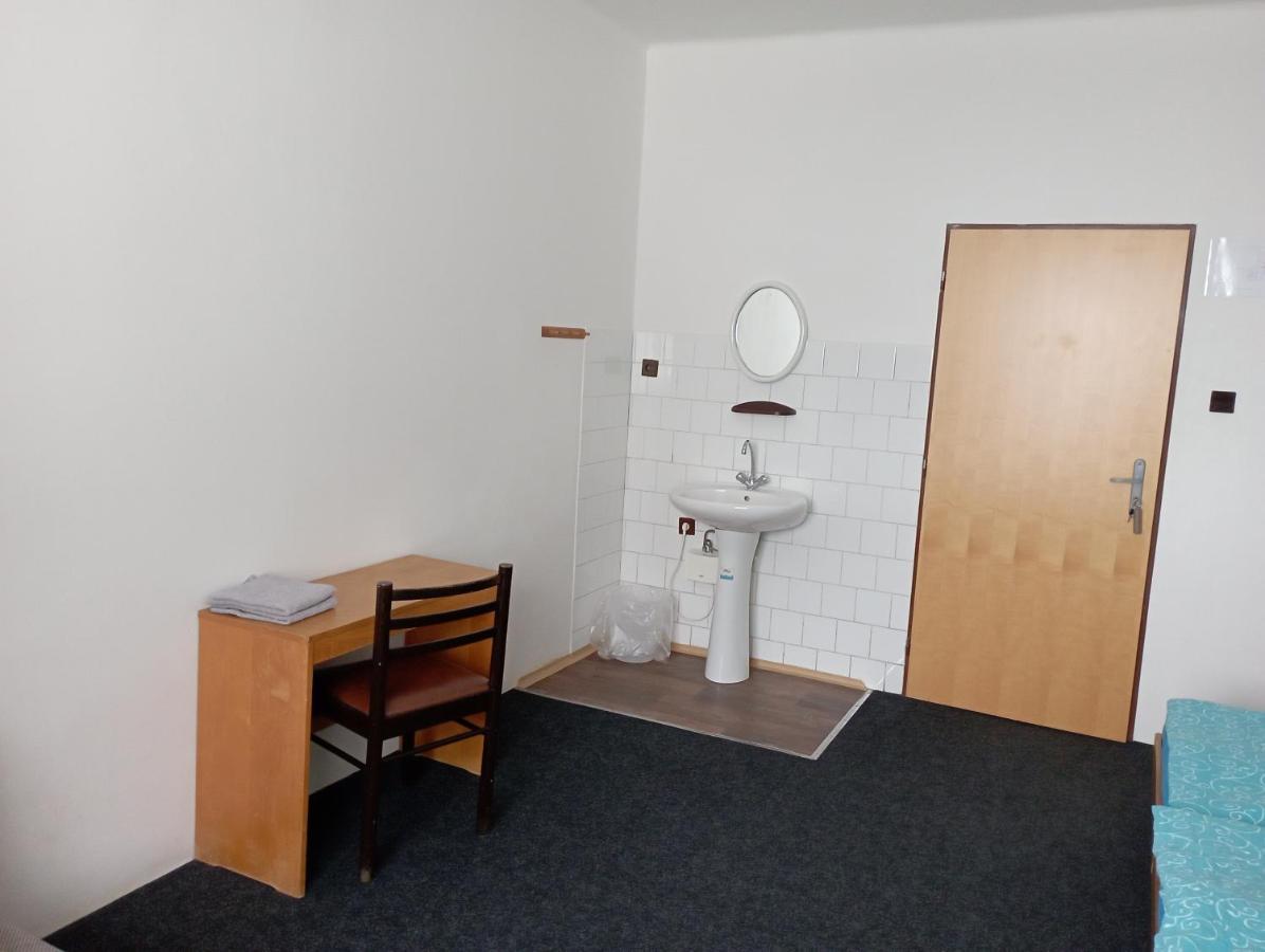 Penzion Hraničář Loučná pod Klínovcem Exterior foto